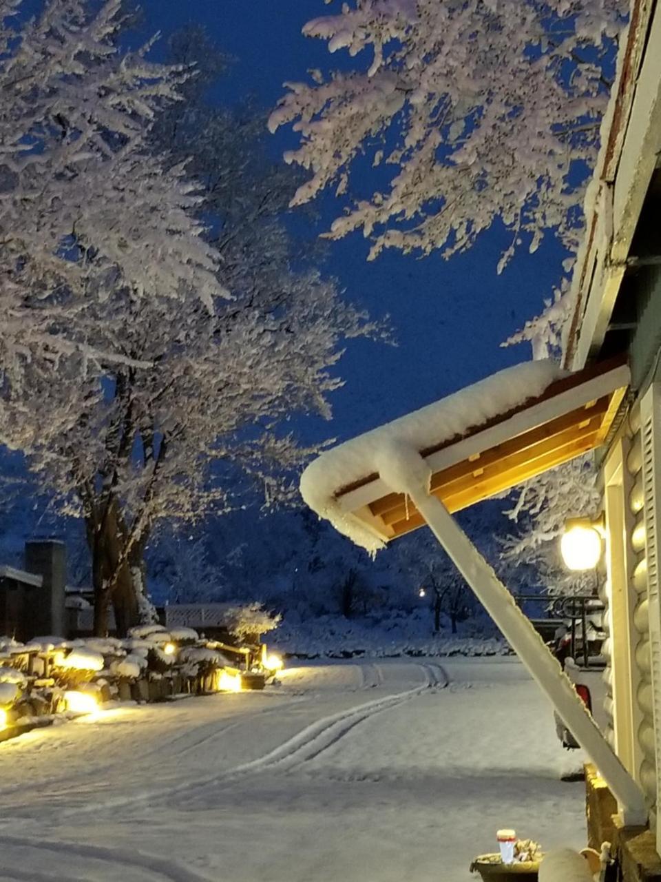 Toiyabe Motel Walker Exteriér fotografie